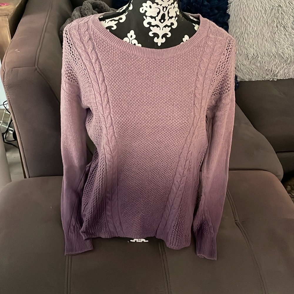 AMERICAN EAGLE OUTFITTERS Pink & Purple Sweater Size XS